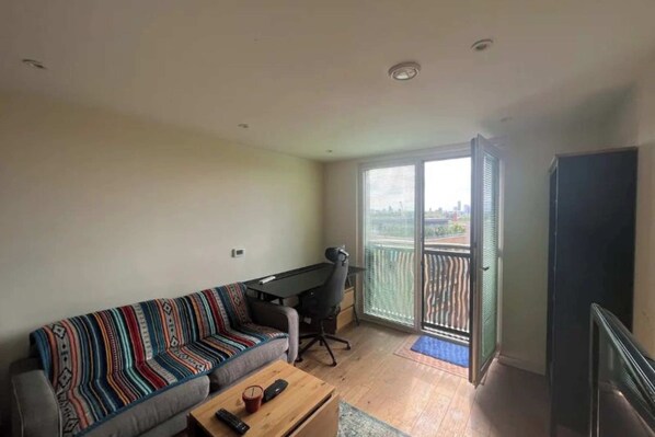 Basic Apartment, 1 Double Bed | Living area | TV - Modern 1BD Flat - 5 min Walk to Battersea Park! (London)
