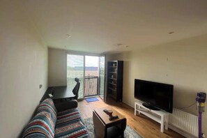 Basic Apartment, 1 Double Bed | Living area | TV - Modern 1BD Flat - 5 min Walk to Battersea Park! (London)