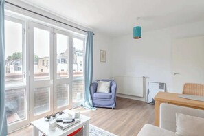 Basic Apartment, 1 King Bed | Living area | TV - Bright & Calming 1BD Flat - Islington (London)