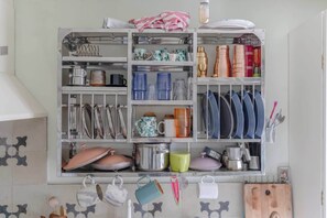 Basic Apartment, 1 King Bed | Interior - Bright & Charming 1BD Flat - Clapton (London)