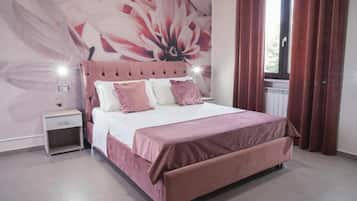 6 bedrooms, iron/ironing board, free WiFi, bed sheets