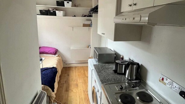 Unclassified image, 1 of 10, button - Cosy 1BD Studio Flat - Hampstead (London)