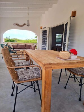 Outdoor dining - 12B Flamingo by Bonaire Paradise (Kralendijk)