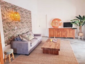 TV, stereo