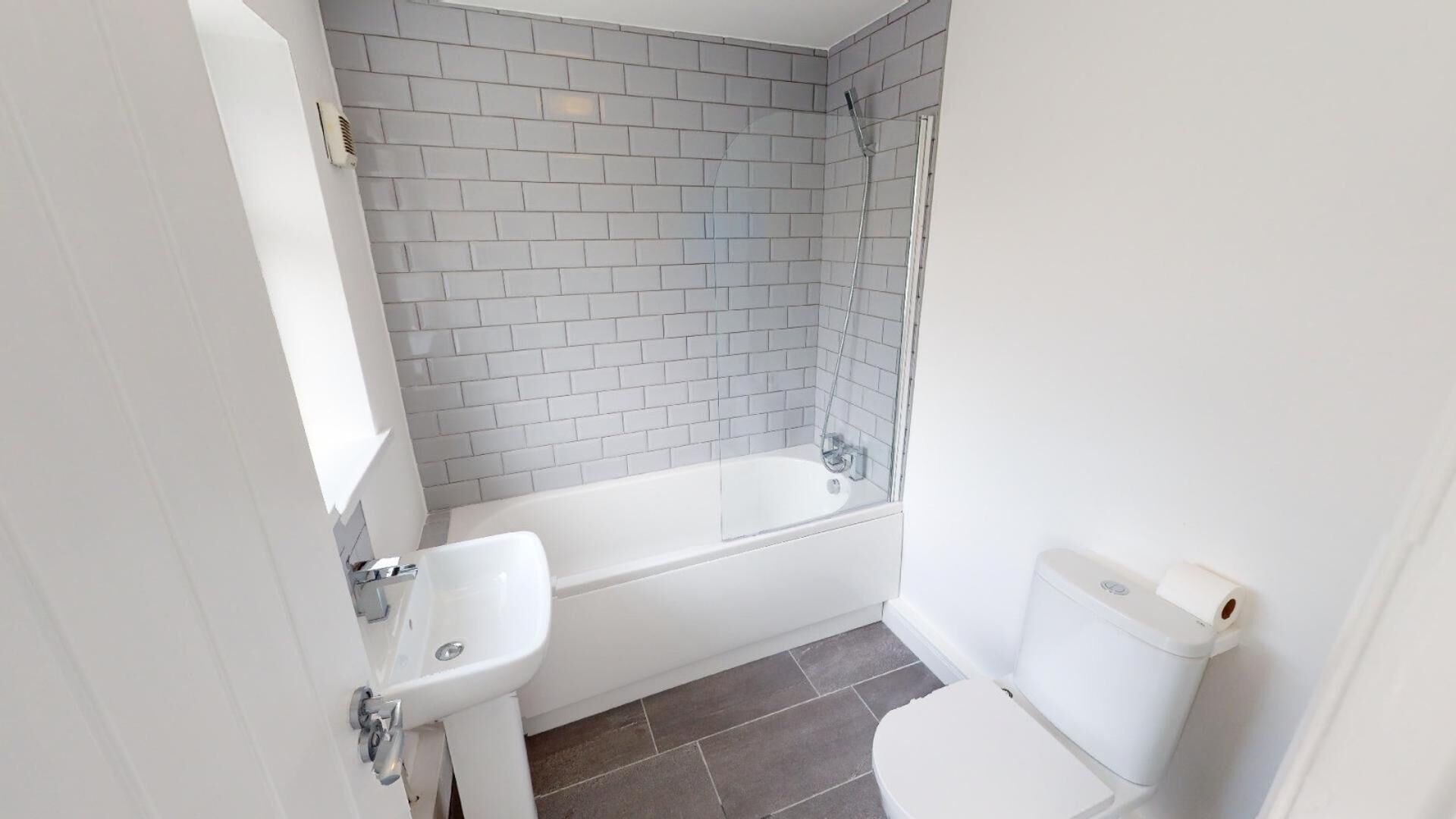 Combined shower/bathtub, deep-soaking bathtub, hair dryer, towels