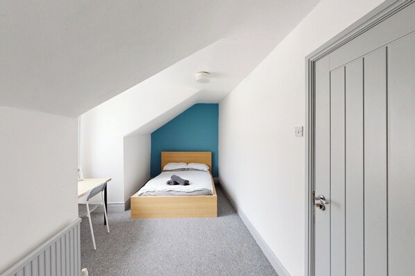 4 bedrooms, free WiFi, bed sheets