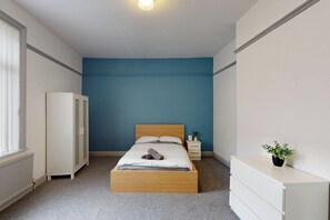 4 bedrooms, free WiFi, bed sheets - City Centre-university Home From Home (Sunderland)