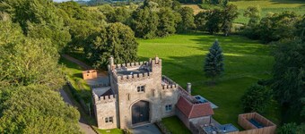 Lower Lodge Gatehouse at Kentchurch - Pet Friendly
