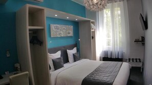 In-room safe, desk, soundproofing, iron/ironing board