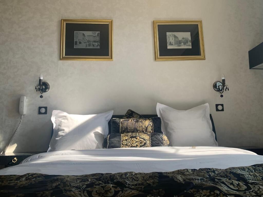 Chambre double avec terrasse | Coffres-forts dans les chambres, bureau, chambres insonorisées