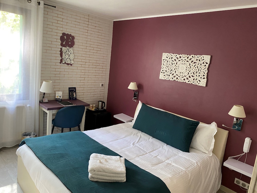 Hôtel Beausoleil Montélimar by null