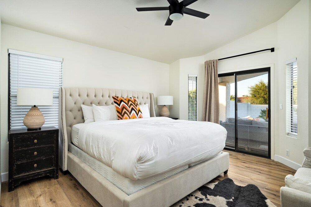 Western Hills by Porter Petfriendly Home w/Pool in Fountain Hills