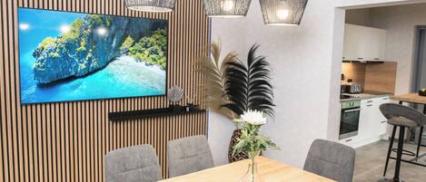 デザイン ハウス 3 ベッドルーム 2 バスルーム | リビング エリア