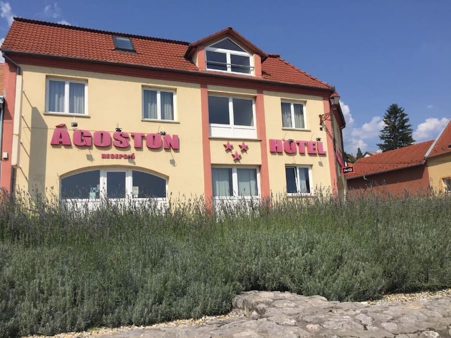 Fachada del alojamiento