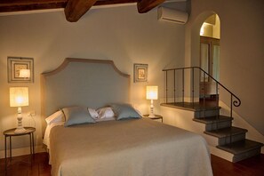 6 bedrooms, travel cot, free WiFi, bed sheets - Villa Marliana - Luxury Villa with private pool (Cerreto Guidi)