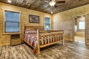 5 bedrooms, iron/ironing board, free WiFi, bed sheets