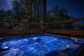 Baignoire à remous extérieure