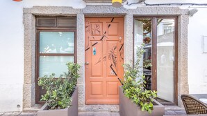 Exterior detail - Suits Boutique Ala - Studio mezanino by HD (Faro)