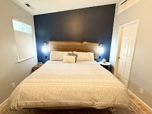 5 habitaciones, escritorio, wifi gratis y ropa de cama