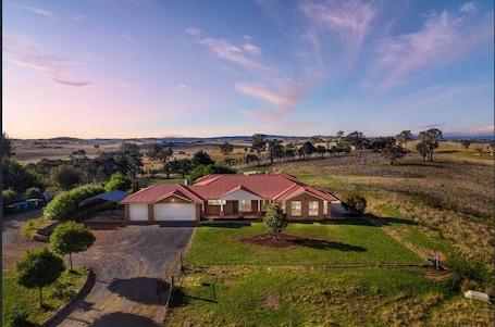 Exterior. Country paradise estate only 10 km from Canberra border and 30 mins to CBD.
