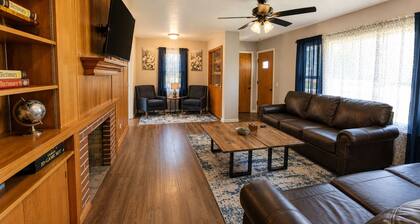 Private Hot Tub + Fire Pit | 4BR/2Bth Ranch | 10 Min to Historic Ste. Genevieve by Timber Oaks Vacation Rentals