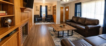 Private Hot Tub + Fire Pit | 4BR/2Bth Ranch | 10 Min to Historic Ste. Genevieve by Timber Oaks Vacation Rentals