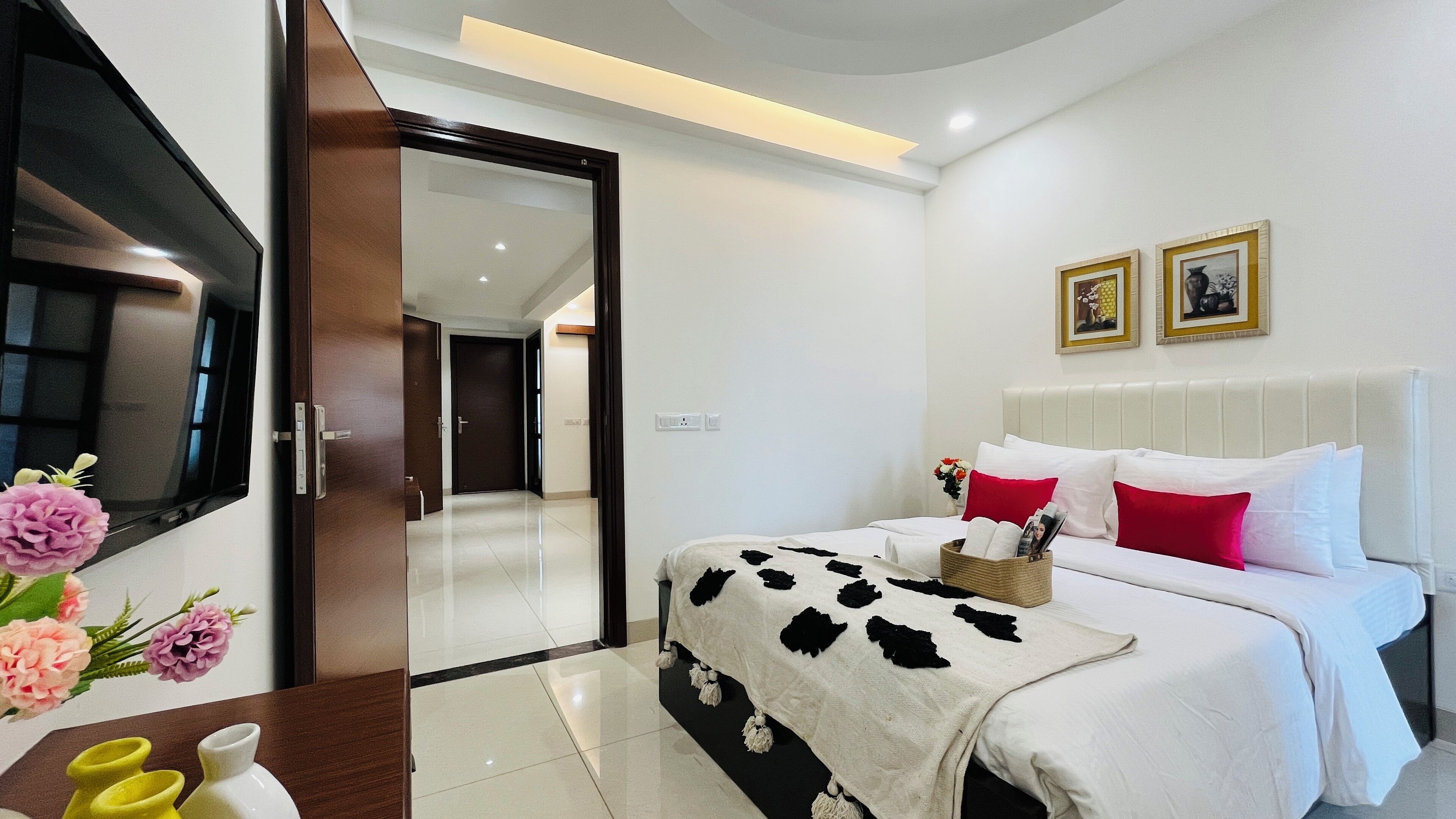 ラグジュアリー トリプルルーム | デスク、遮光カーテン、アイロン / アイロン台、WiFi (無料)