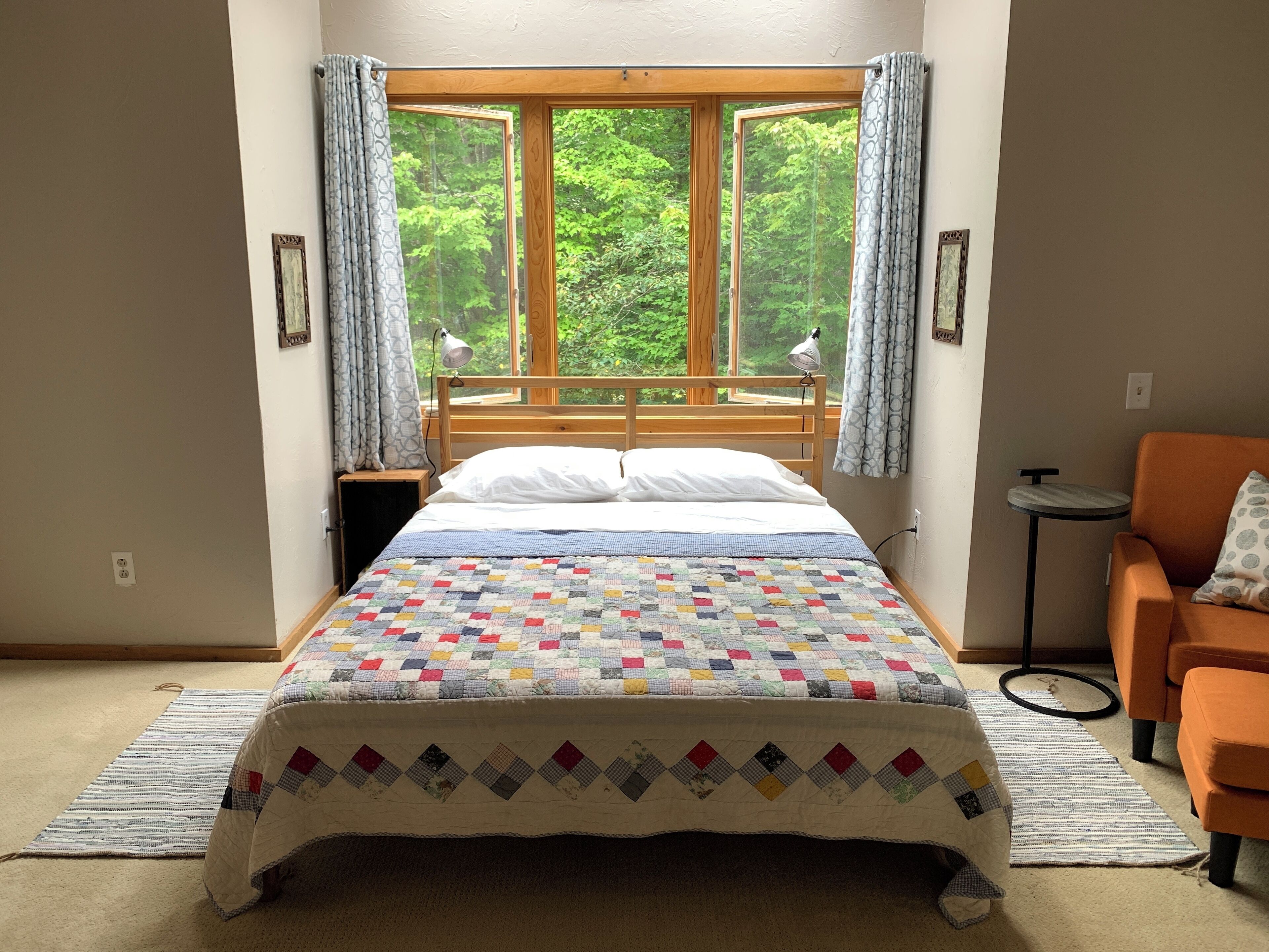 Black Dome - a 2B, 2B Condo 5 min from Windham, NY, and Windham Mt.