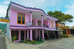 Front of property - OYO 92629 Pondok Kawandya (Tawangmangu)