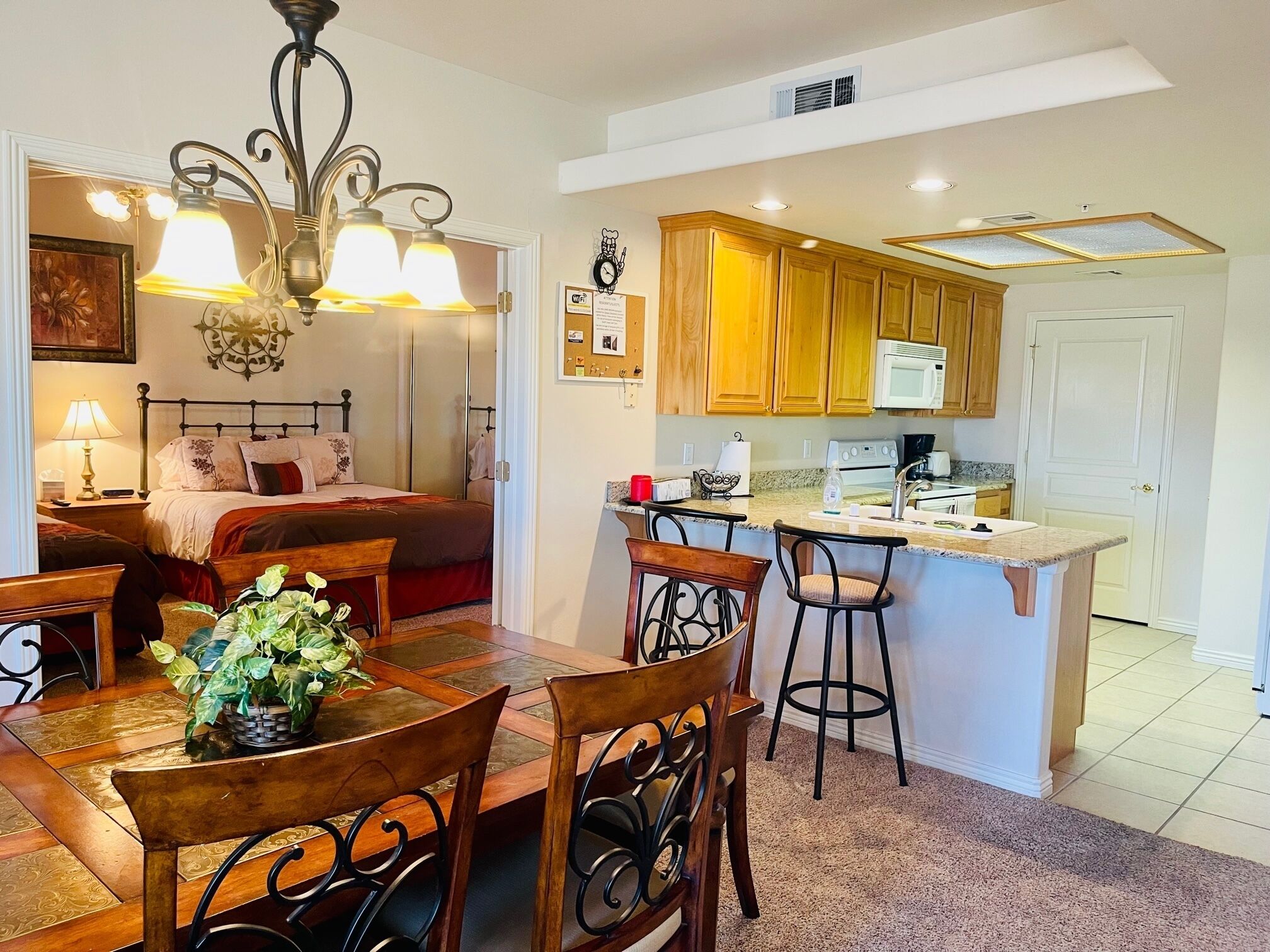 2 bedrooms, iron/ironing board, free WiFi, bed sheets