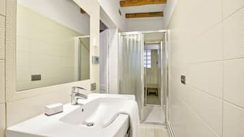 Appartement Standard, 2 chambres, balcon (Mirador Del Lago) | Salle de bain