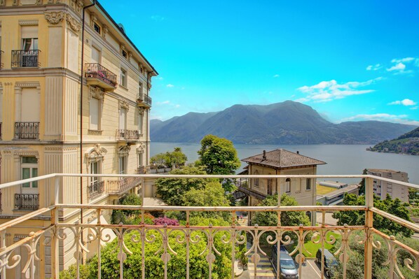 Standard Apartment, Multiple Bedrooms (Mirador Del Lago) | Property grounds