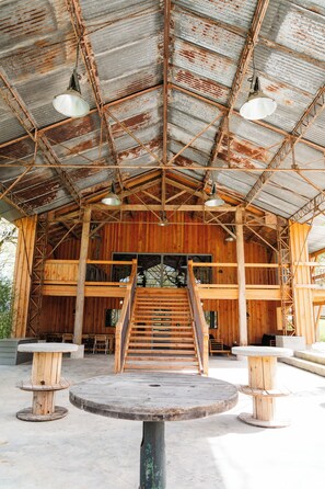 Enceinte de lâhĂ©bergement