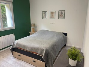 1 Schlafzimmer, kostenloses WLAN, Bettwäsche, Rollstuhlgeeignet