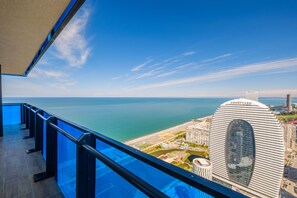View from property - Orbi City Hotel Official D Block (Batumi)