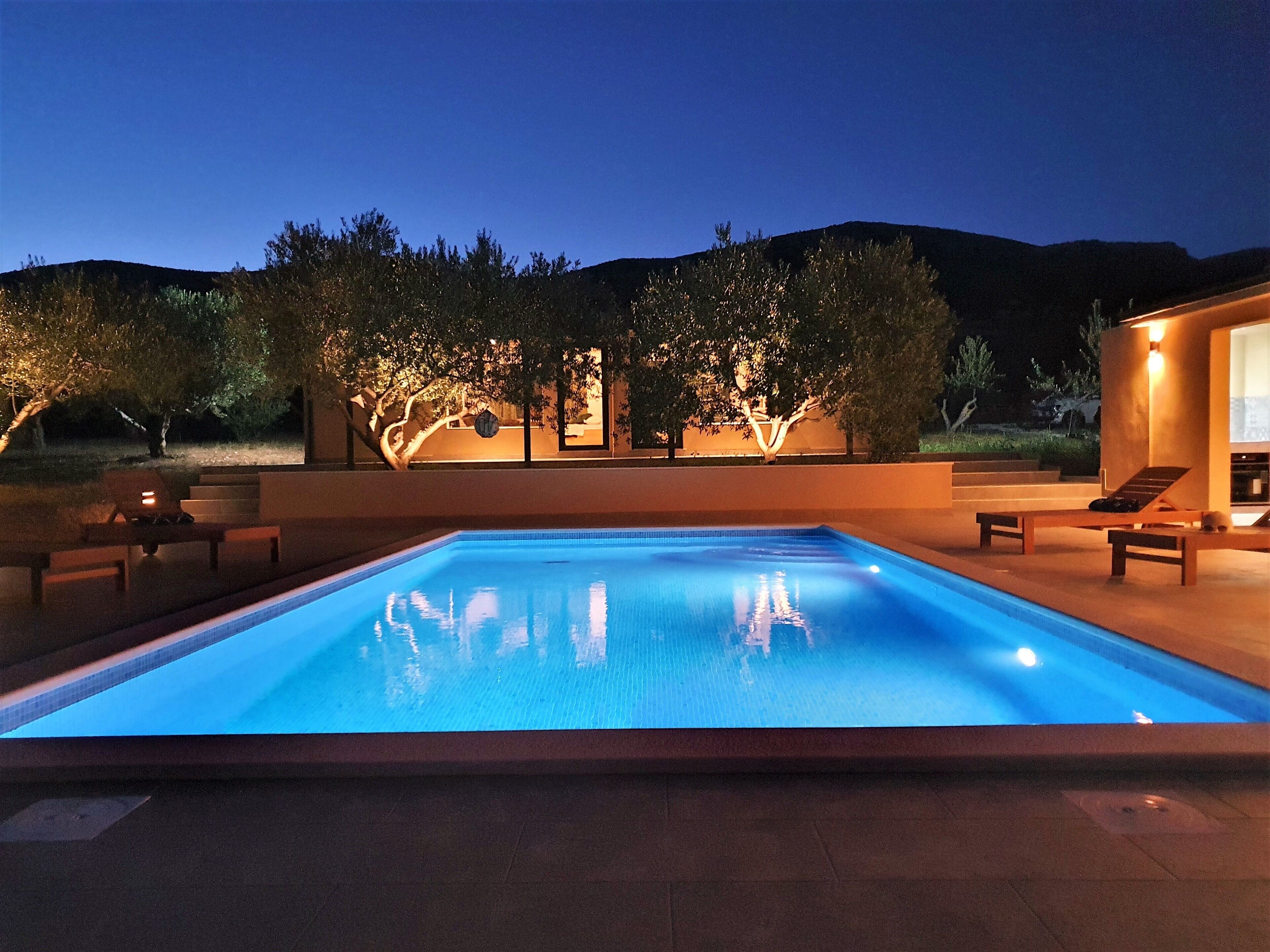 Outdoor pool, a heated pool