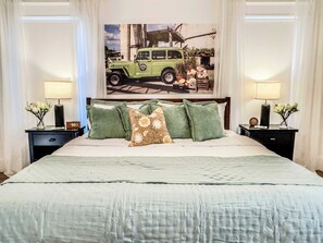 5 bedrooms, iron/ironing board, WiFi, bed sheets