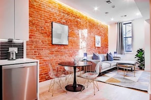 TV, offices