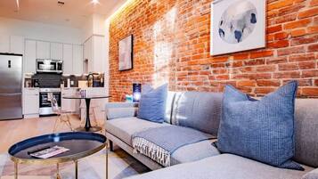 Televisión y oficina