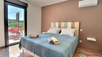 2 chambres, lit parapluie, Wi-Fi gratuit, draps fournis