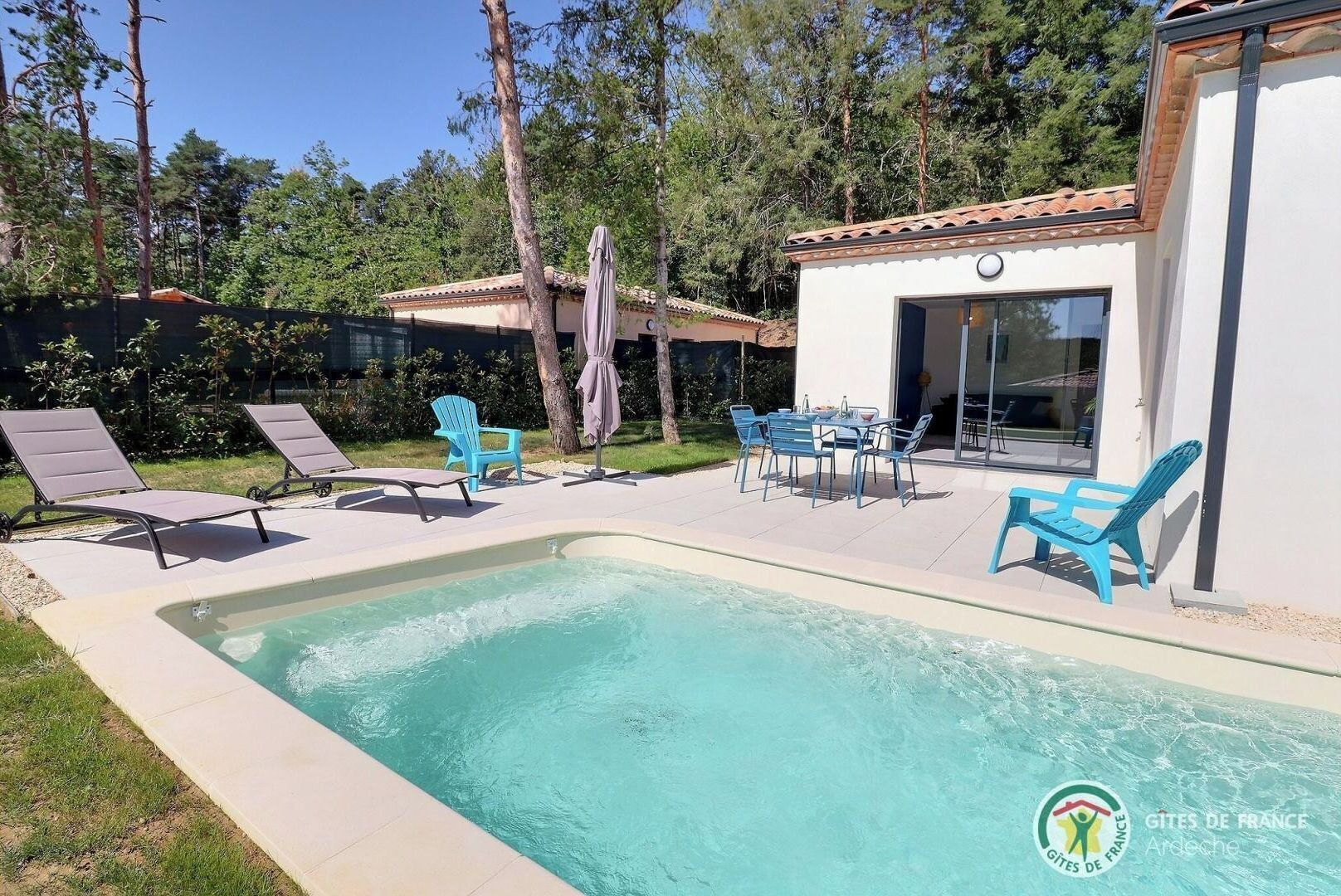 Alberca al aire libre 