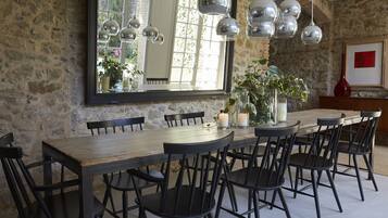 Colazione a buffet inclusa, servita tutte le mattine