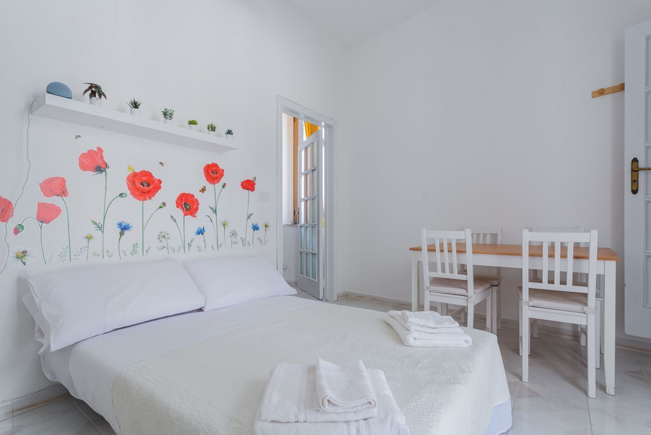 2 Schlafzimmer, Zimmersafe, Schreibtisch, Bügeleisen/Bügelbrett