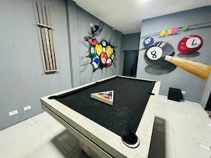 Free WiFi, bed sheets - On Hostel gru unidade 2 traslado café  (Guarulhos)