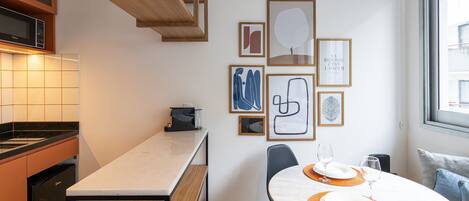 Apartment | Dining