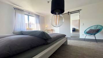 1 Schlafzimmer, Bügeleisen/Bügelbrett, Reisekinderbett, WLAN