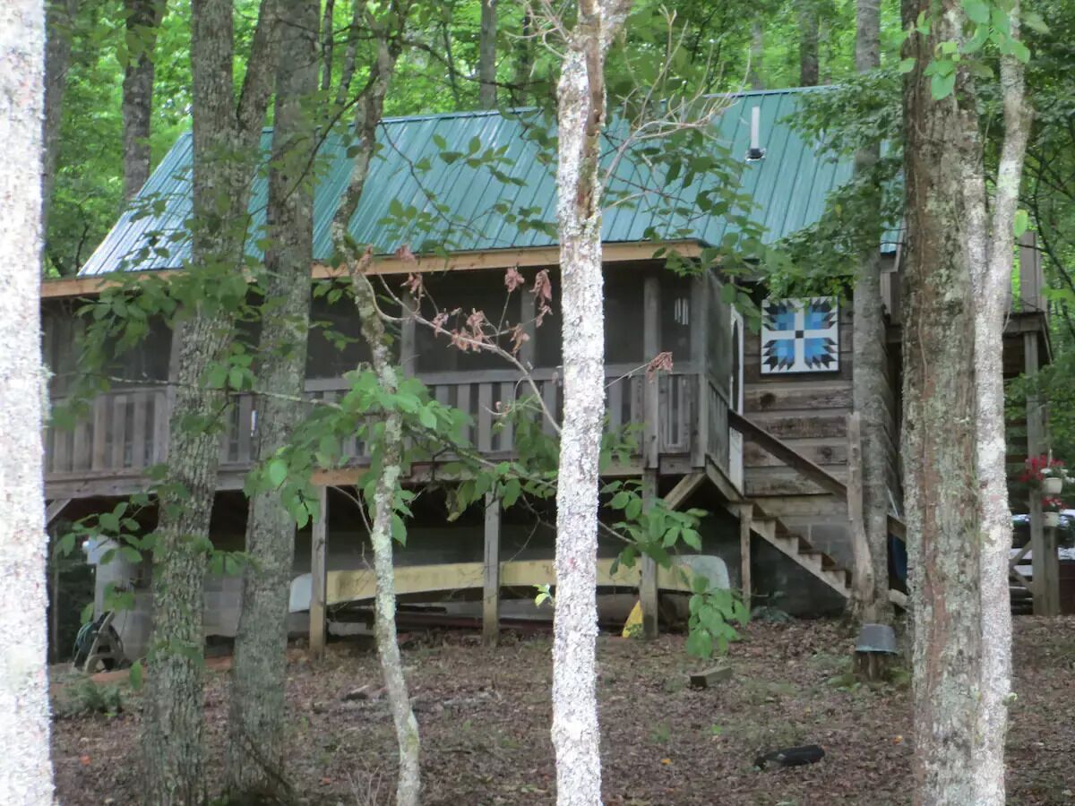 Cozy Cabin near Fontana Lake 