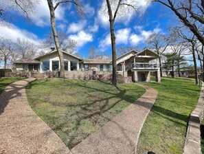 Exterior -
The Nautical Nook - lake front house on Duck Creek (Afton)