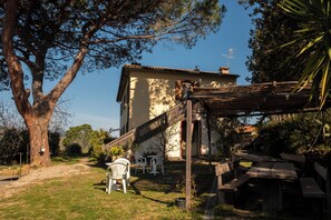 Outdoor dining - Farmhouse Poggio al Turco - Tuscany View (Toscana)