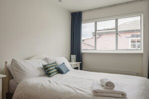 2 bedrooms, individually decorated, individually furnished, free WiFi - Whiteleaf Cottage (Lyme Regis)